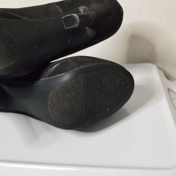 Jennifer Lopez platform high heels metallic look - Picture 6 of 9